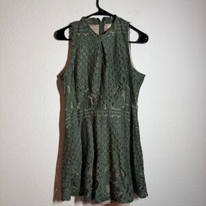 Love, Fire Lace Mini Dress Womens Large Sage Green Lined Sleeveless Back Zip